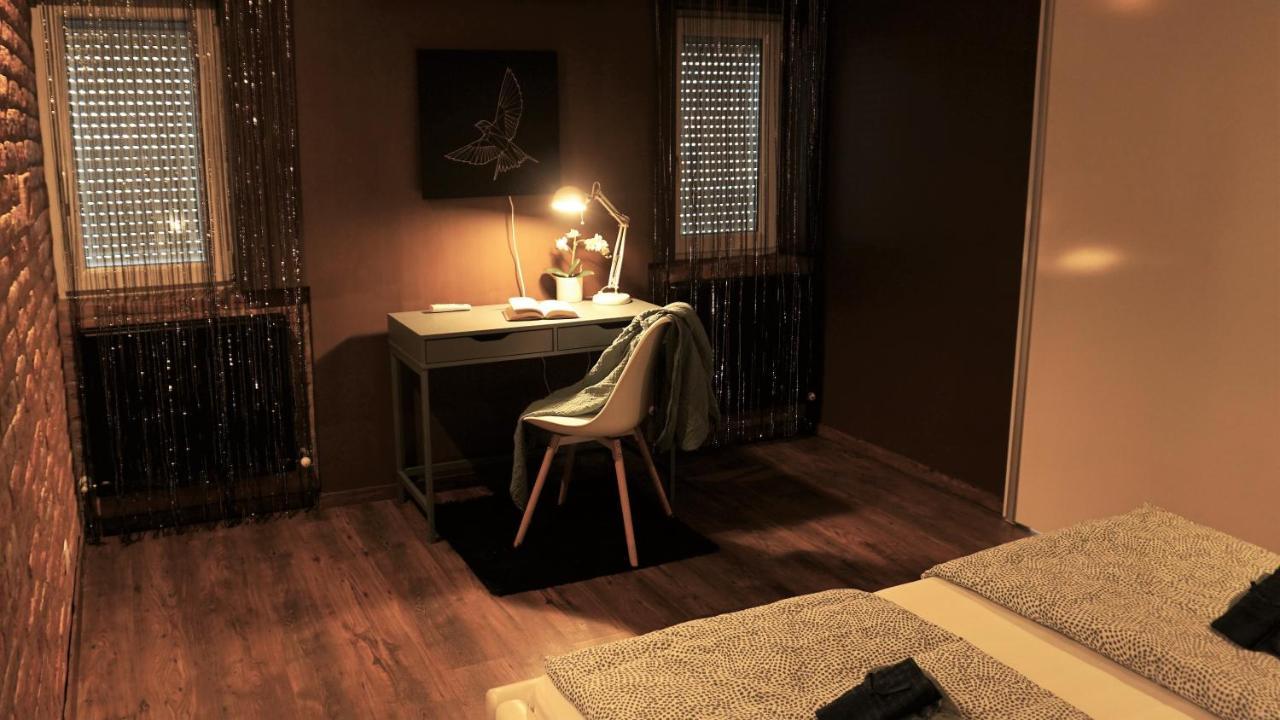 Nightingale Luxury Apartment บูดาเปสต์ ภายนอก รูปภาพ