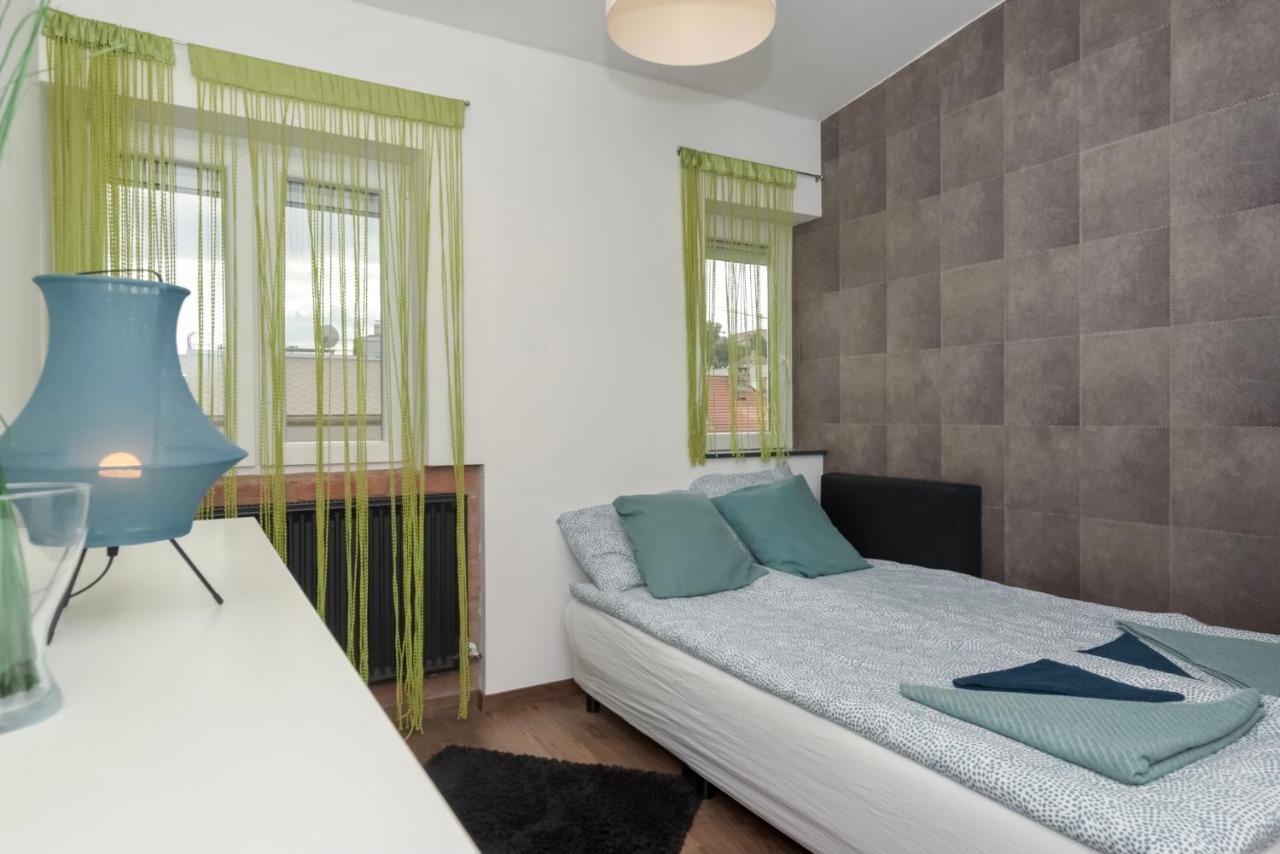 Nightingale Luxury Apartment บูดาเปสต์ ภายนอก รูปภาพ