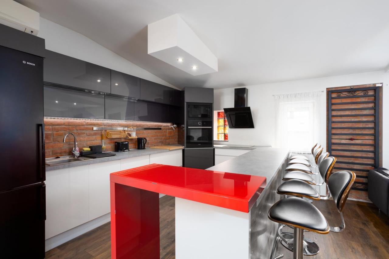 Nightingale Luxury Apartment บูดาเปสต์ ภายนอก รูปภาพ