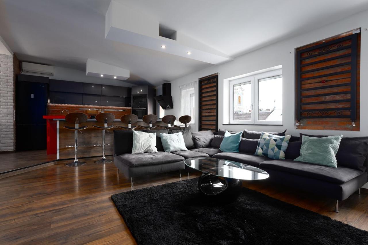 Nightingale Luxury Apartment บูดาเปสต์ ภายนอก รูปภาพ