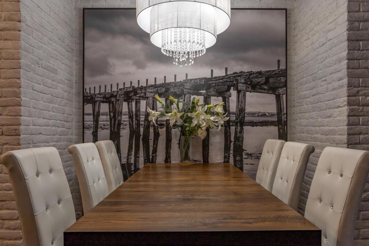 Nightingale Luxury Apartment บูดาเปสต์ ภายนอก รูปภาพ